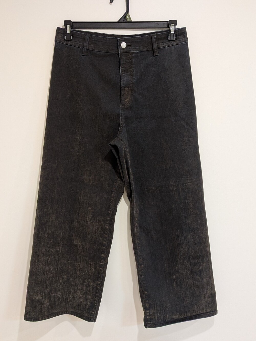 Universal Thread Wide Leg Dark Denim with subtle gold metallic sheen 12R- Glam
